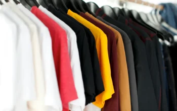 Plain T-Shirts from Supplier to Store in London