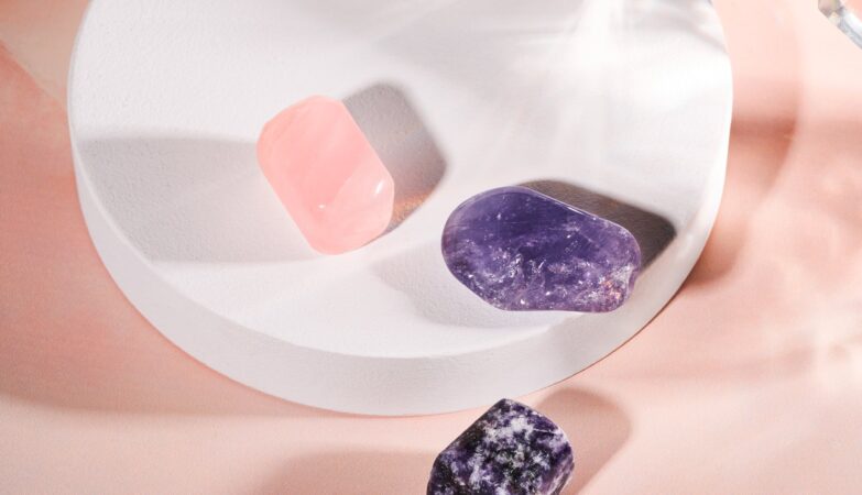 Ultimate Guide to Reiki-Charged Crystals